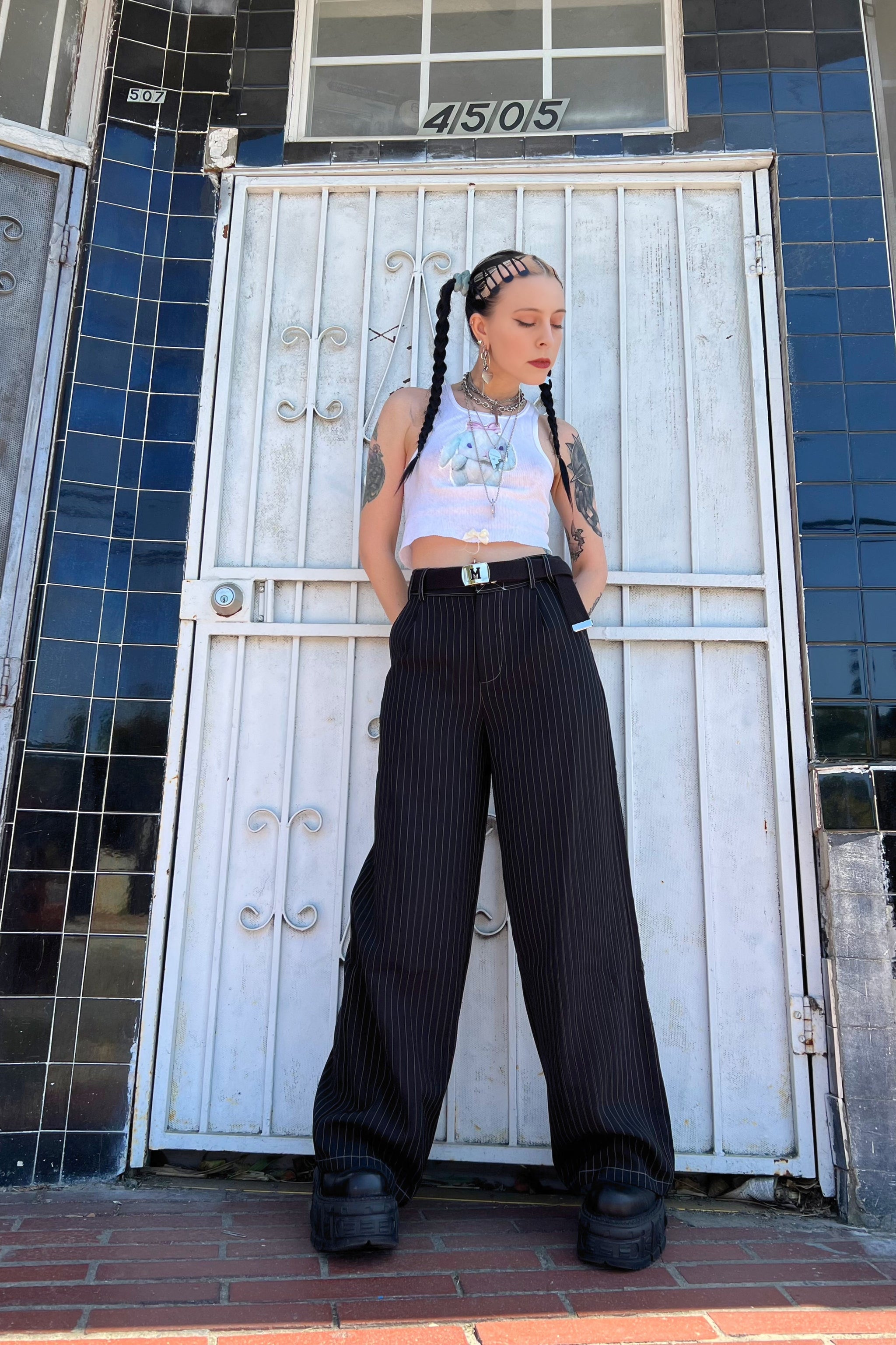 Clerks Pinstripe Wide-Legged Pants – SHOP TUNNEL VISION